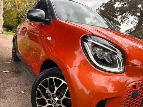 Smart Forfour 17.6kWh Exclusive Auto 5dr (22kW Charger) 41