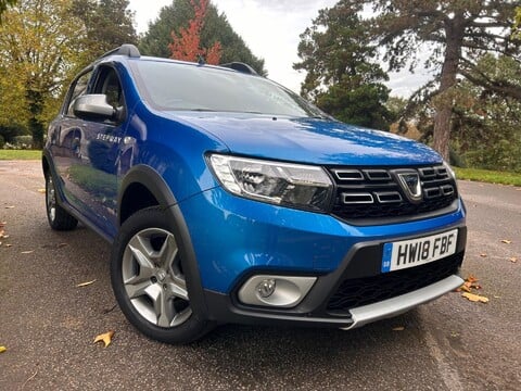 Dacia Sandero Stepway LAUREATE TCE 13