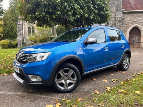 Dacia Sandero Stepway LAUREATE TCE 16