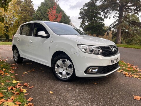 Dacia Sandero LAUREATE TCE 10