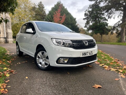 Dacia Sandero LAUREATE TCE 43