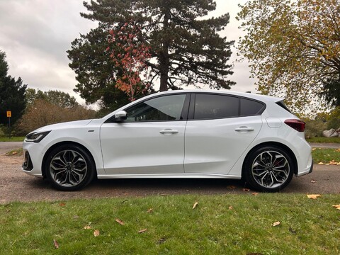 Ford Focus ST-LINE VIGNALE MHEV 19