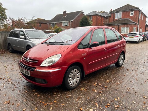 Citroen Xsara Picasso DESIRE 16V 3