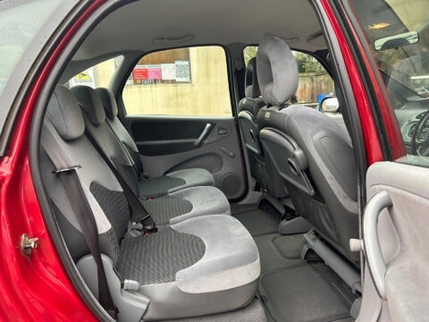 Citroen Xsara Picasso DESIRE 16V 10