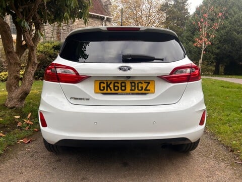 Ford Fiesta TITANIUM 19