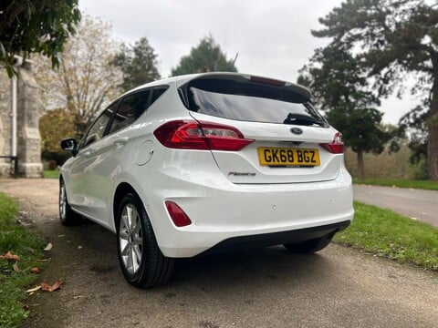 Ford Fiesta TITANIUM 2