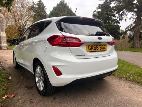 Ford Fiesta TITANIUM 21