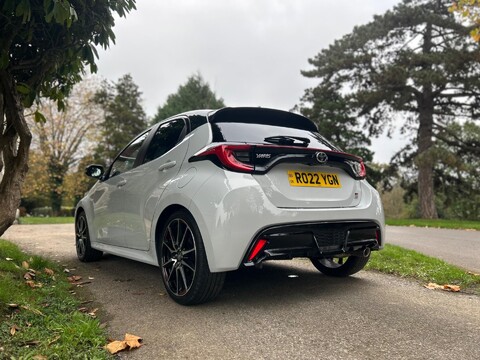 Toyota Yaris GR SPORT 2