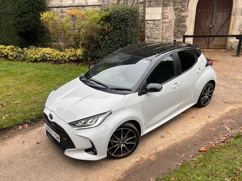 Toyota Yaris GR SPORT 43