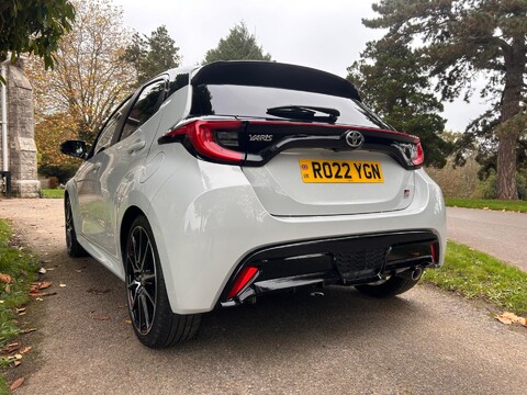 Toyota Yaris GR SPORT 23