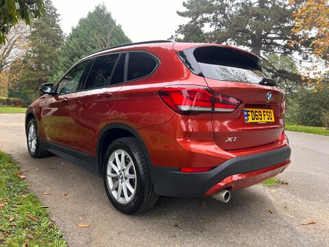 BMW X1 SDRIVE18I SE 25