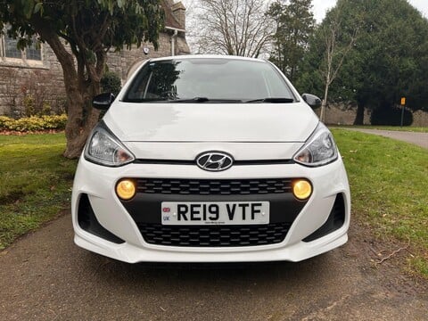 Hyundai i10 GO SE 12