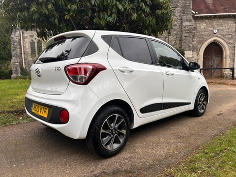 Hyundai i10 GO SE 17