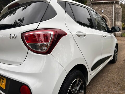 Hyundai i10 GO SE 42