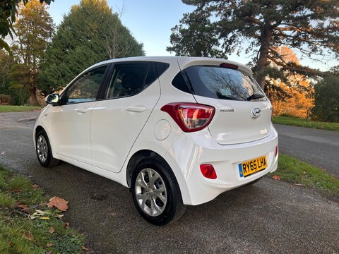 Hyundai i10 SE 21