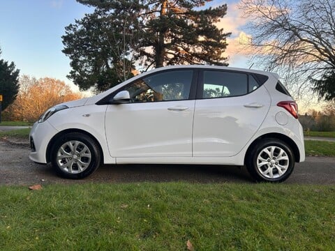 Hyundai i10 SE 15