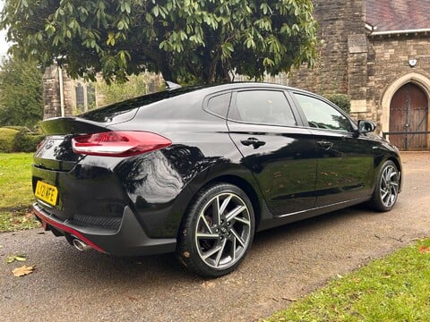 Hyundai i30 T-GDI FASTBACK N LINE MHEV 18