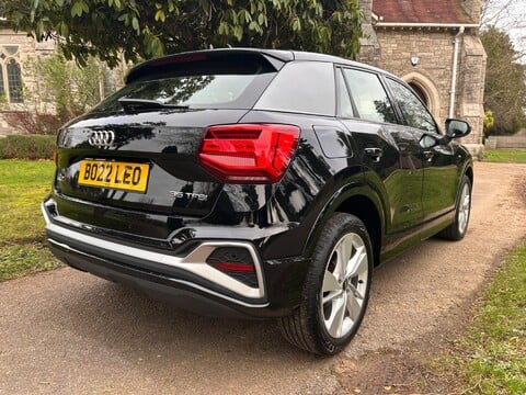 Audi Q2 TFSI S LINE 19