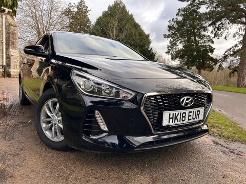 Hyundai i30 T-GDI S 10