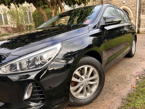 Hyundai i30 T-GDI S 38