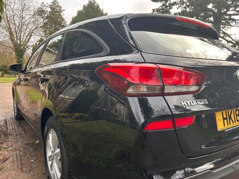 Hyundai i30 T-GDI S 39