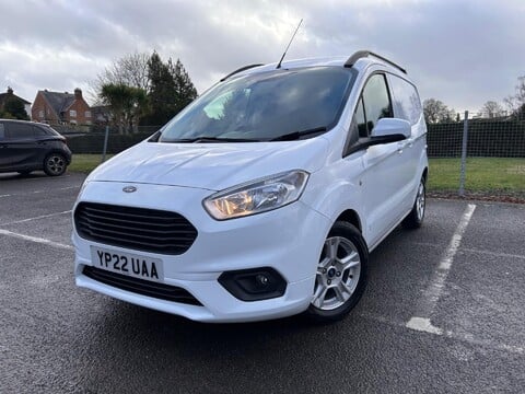 Ford Transit Courier LIMITED 12