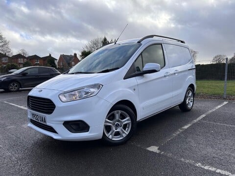 Ford Transit Courier LIMITED 13