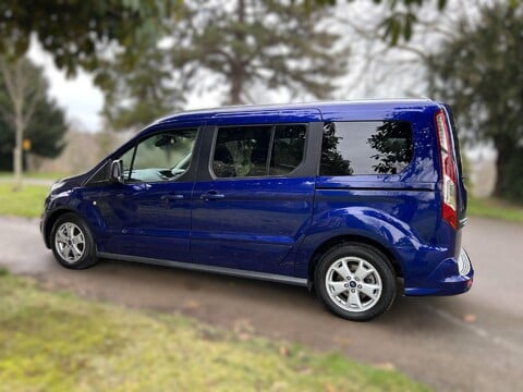 Ford Grand Tourneo Connect ZETEC TDCI 16