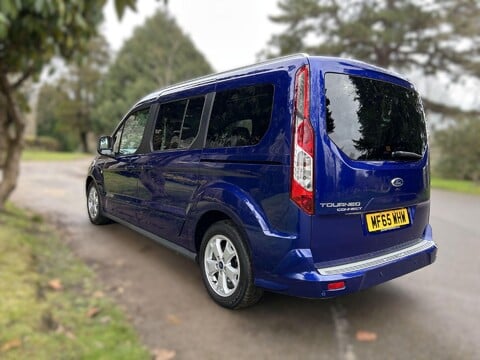 Ford Grand Tourneo Connect ZETEC TDCI 20