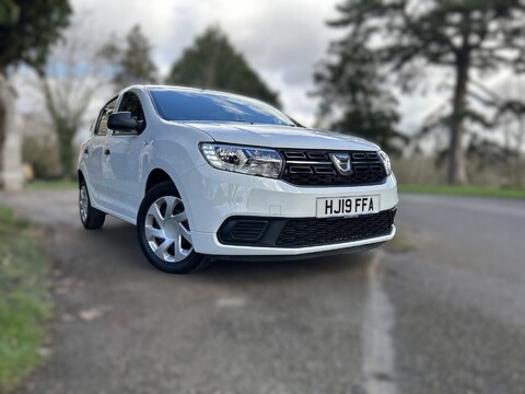 Dacia Sandero ESSENTIAL SCE 36