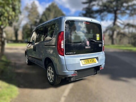 Fiat Doblo 16V ACTIVE COMBI 4