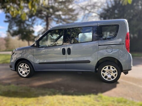 Fiat Doblo 16V ACTIVE COMBI 20