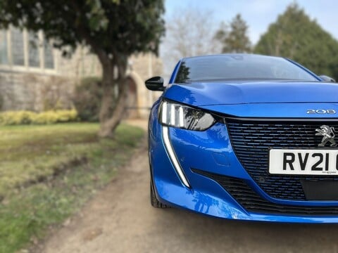 Peugeot 208 GT 46