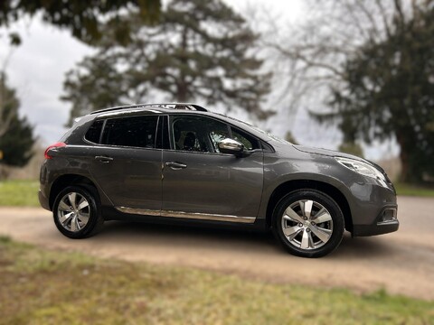 Peugeot 2008 S/S ALLURE 15