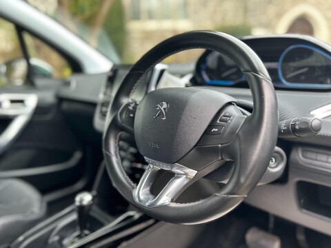 Peugeot 2008 S/S ALLURE 24