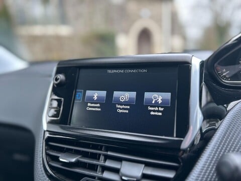 Peugeot 2008 S/S ALLURE 8
