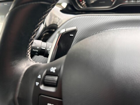 Peugeot 2008 S/S ALLURE 25