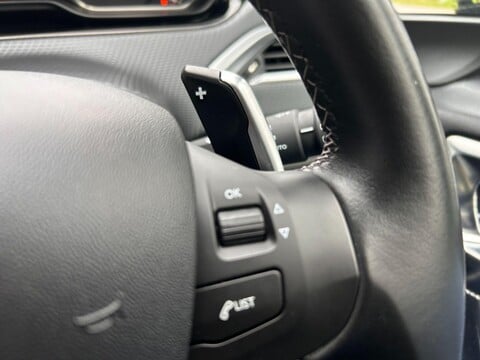 Peugeot 2008 S/S ALLURE 26