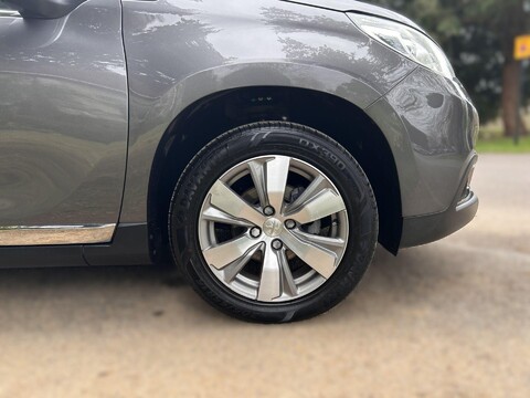 Peugeot 2008 S/S ALLURE 39