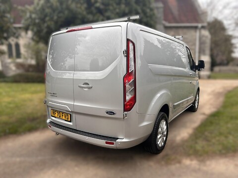 Ford Transit Custom 280 LIMITED P/V ECOBLUE 18