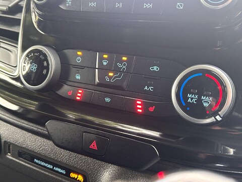 Ford Transit Custom 280 LIMITED P/V ECOBLUE 32