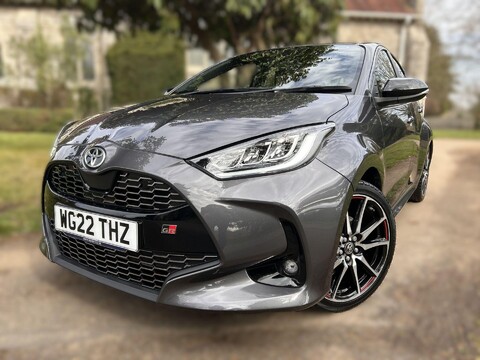 Toyota Yaris GR SPORT 15