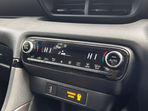 Toyota Yaris GR SPORT 29
