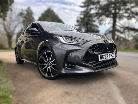 Toyota Yaris GR SPORT 12