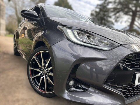 Toyota Yaris GR SPORT 41