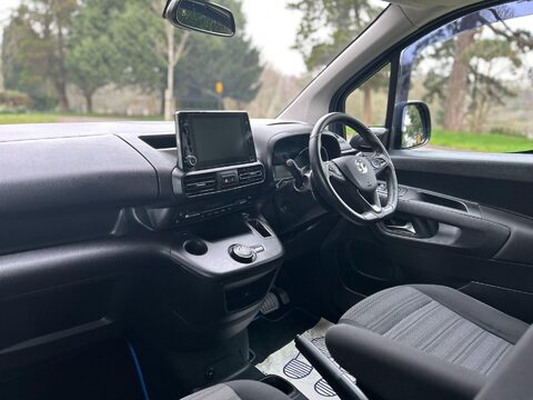 Vauxhall Combo Life ELITE XL S/S 37