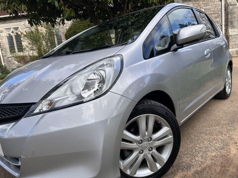 Honda Jazz I-VTEC ES PLUS 37