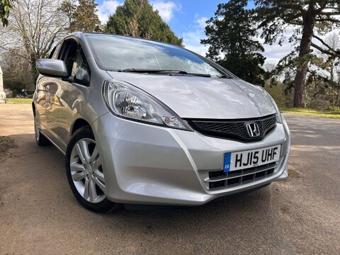 Honda Jazz I-VTEC ES PLUS 10