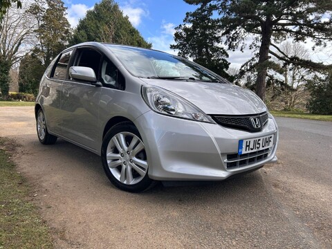 Honda Jazz I-VTEC ES PLUS 9