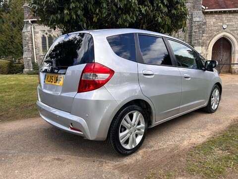 Honda Jazz I-VTEC ES PLUS 16